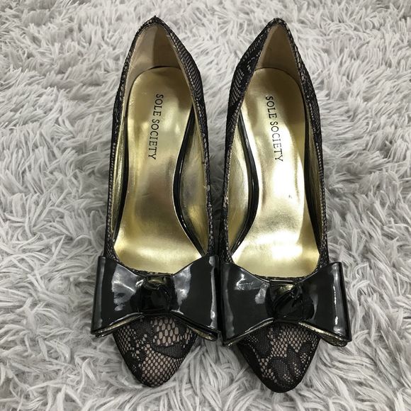Sole Society Black Lace Patent Bow Wedge So-Katy‎ 6B - Picture 2 of 8